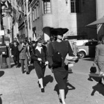 Pedestrians-on-Fifth-Avenue-in-midtown.-New-York-1942-241x300